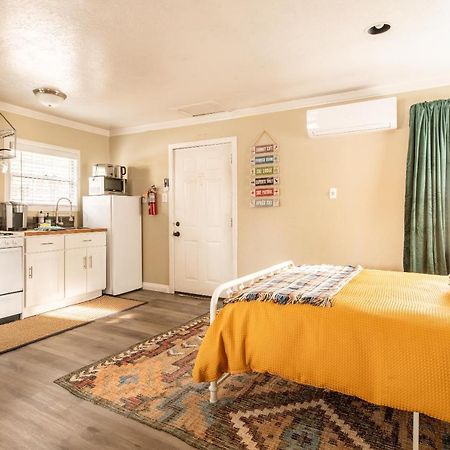 Lakewood Cabins Биг Беър Лейк Екстериор снимка