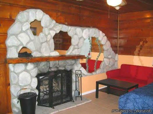 Lakewood Cabins Биг Беър Лейк Екстериор снимка